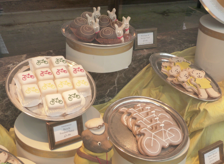 Bicycle cakes at Bettys, Harrogate
