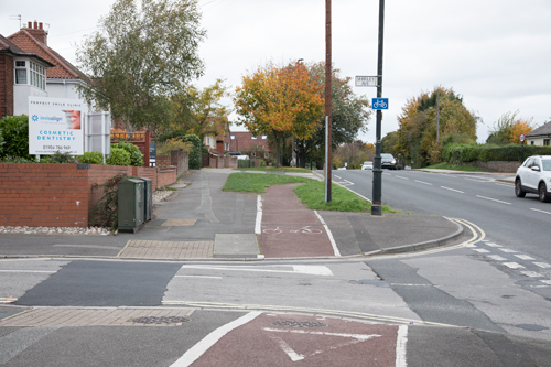 Cycle track by A59 Poppleton Road