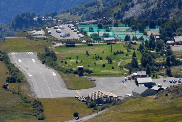 Altiport, Alpe d'Huez