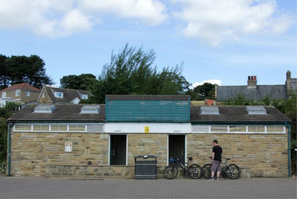 Loos in the car park at Robin Hood's Bay