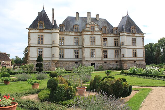 Chateau de Cormatin