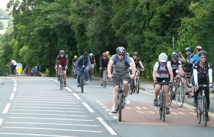 Cycling back to Harrogate from Harewood