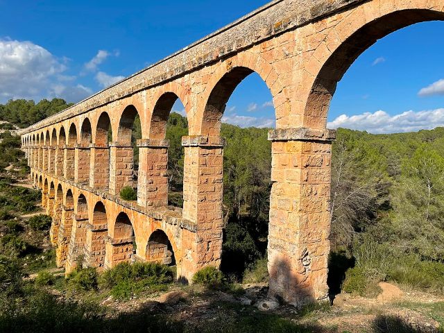 Ferreres aqueduct