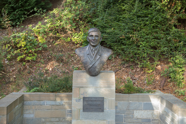 Bill McLaren statue, Hawick