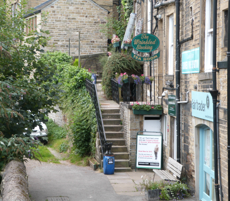 The Wrinkled Stocking, Holmfirth