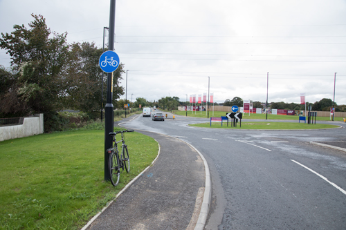 Cycle pavement at Castle Gate roundabout