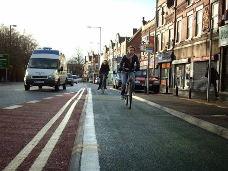 Hybrid type cycle lane