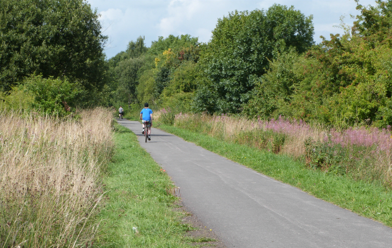 Cyclists on the Nidderdale Greenway