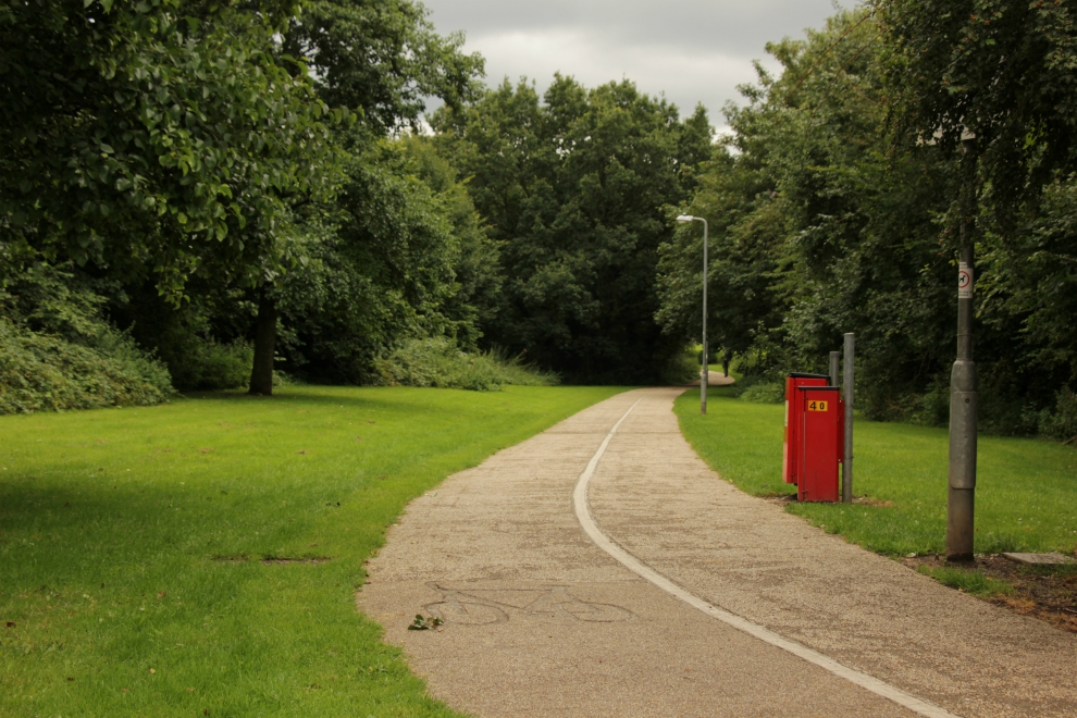 Stonefall Park cycle and foot path