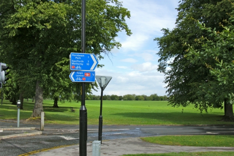 Cycling signs at York Place, Harrogate