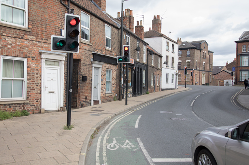 Cycle gate and reservoir, Holgate Road