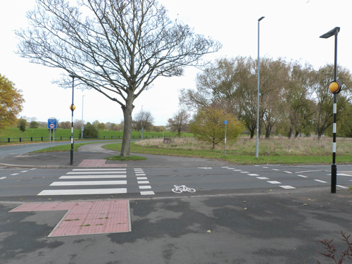 Parallel crossing, S Parkway Approach, Leeds