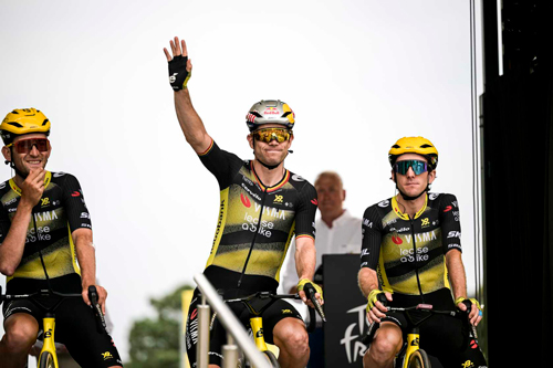 Wout van Aert at the start of Stage 21 TDF 2025, by A.S.O./Charly Lopez