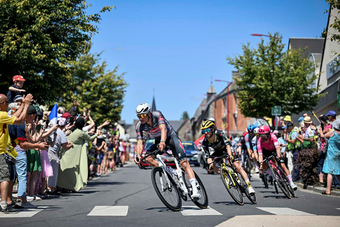 The break on Stage 6 TDF 2025, by A.S.O./Billy Ceusters