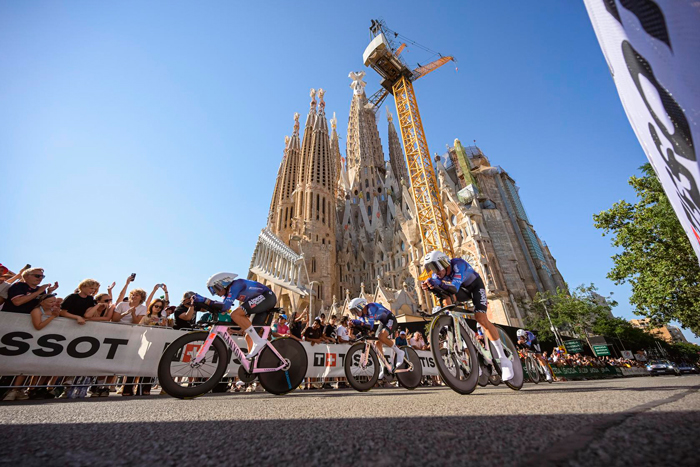 Stage 1 team time trial in front of the Sagrada Familia, by ASO/Charly Lopez